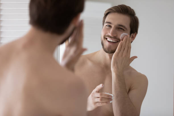 Guide Complet sur la Cosmétique pour Homme : Conseils et Produits Essentiels