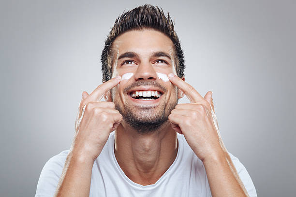 L'Homme Moderne : Découvrez la Nouvelle Révolution Cosmétique pour Hommes en 2023
